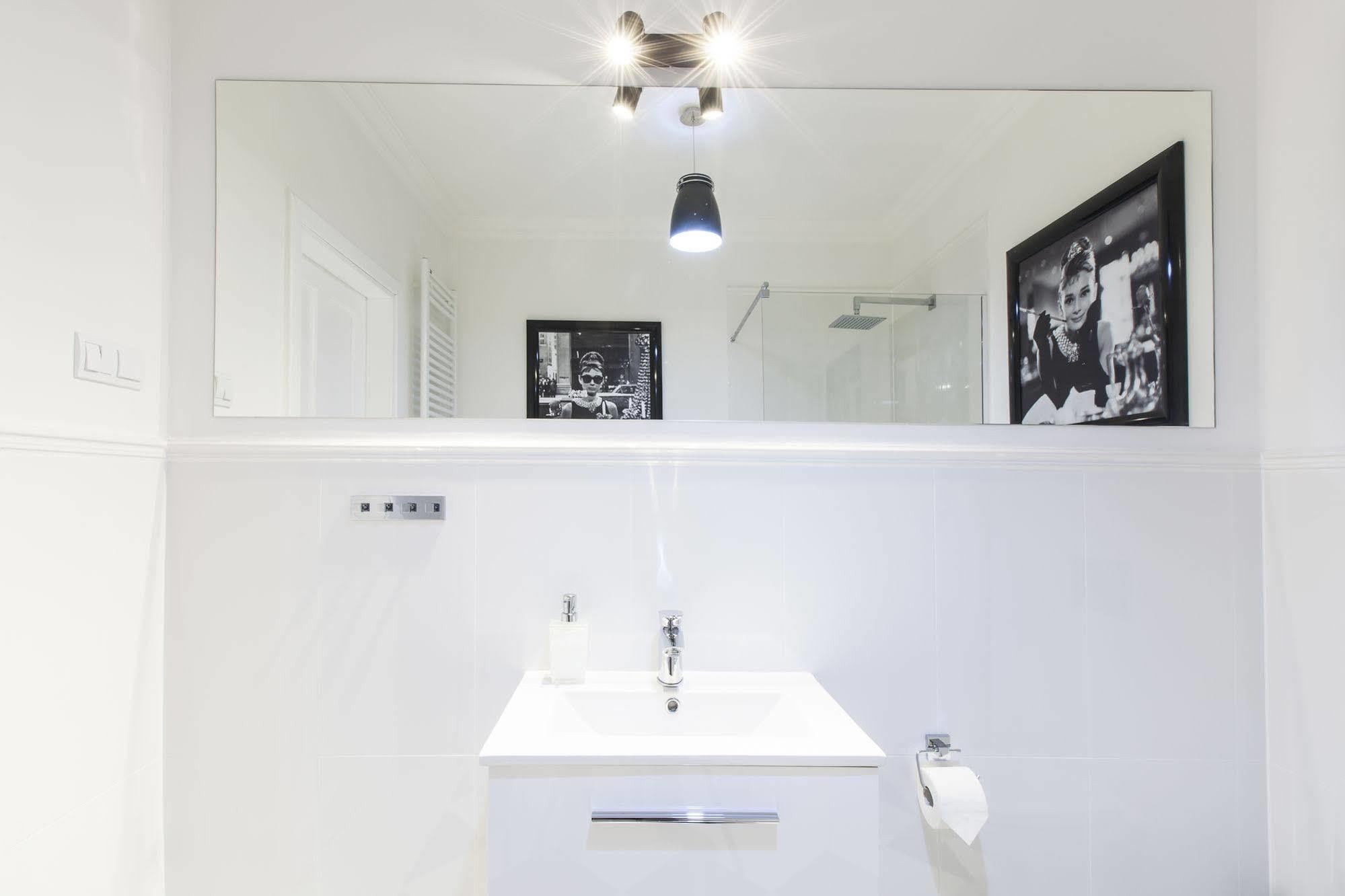 Homewell Apartments Stara Piekarnia Poznan Ngoại thất bức ảnh