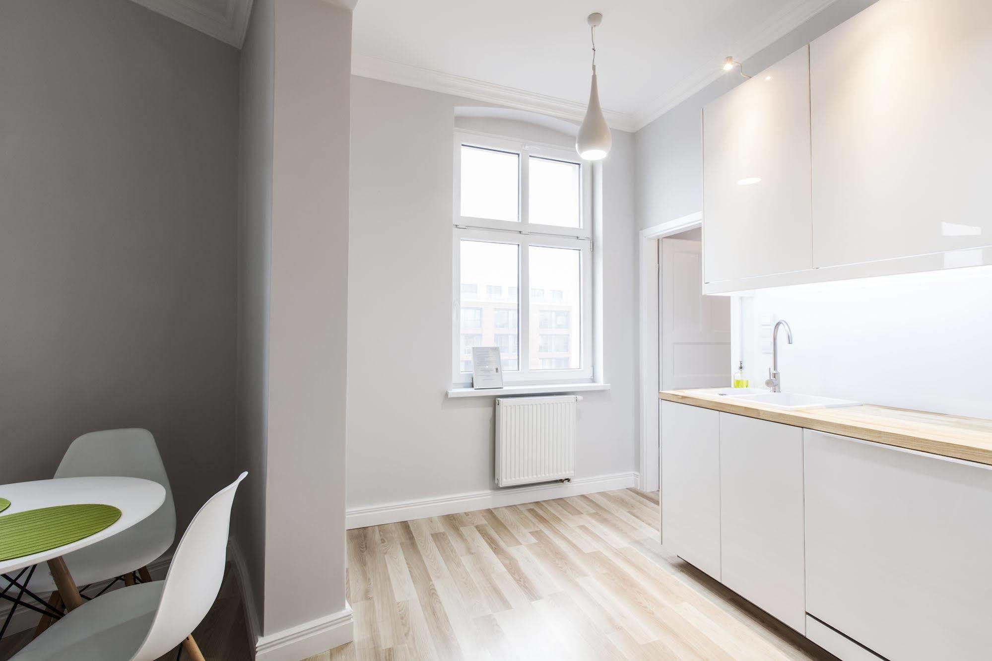 Homewell Apartments Stara Piekarnia Poznan Ngoại thất bức ảnh